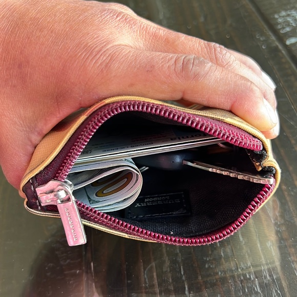 BURBERRY - Picture 4 of 13